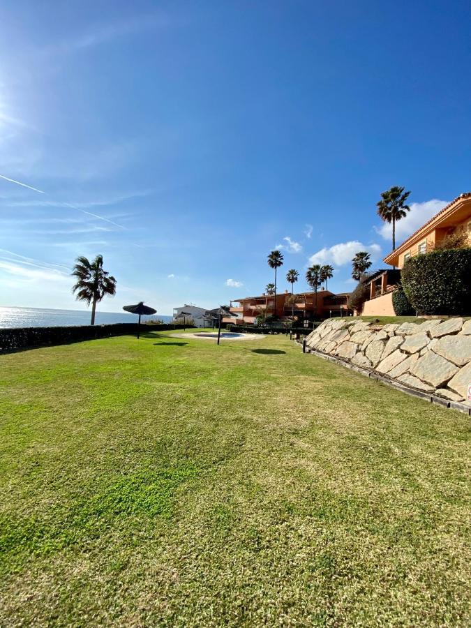 Luxury Three Bedroom Apartment At Estepona Exterior foto